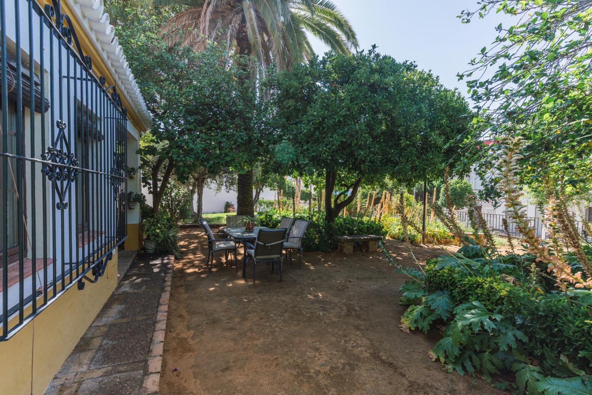 Willa Casa El Jardin Espartinas Zewnętrze zdjęcie